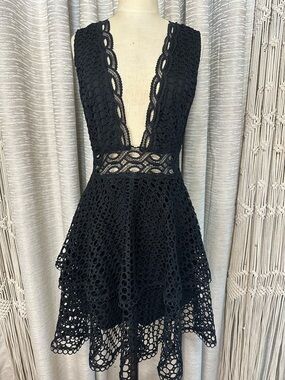 Mad for Love Black Crochet Lace Deep V Neck Fit & Flare Dress Size Large